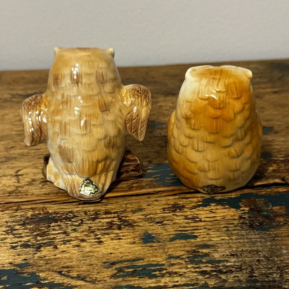 Otagiri Owl Salt and Pepper Shakers - Picture 3 of 9